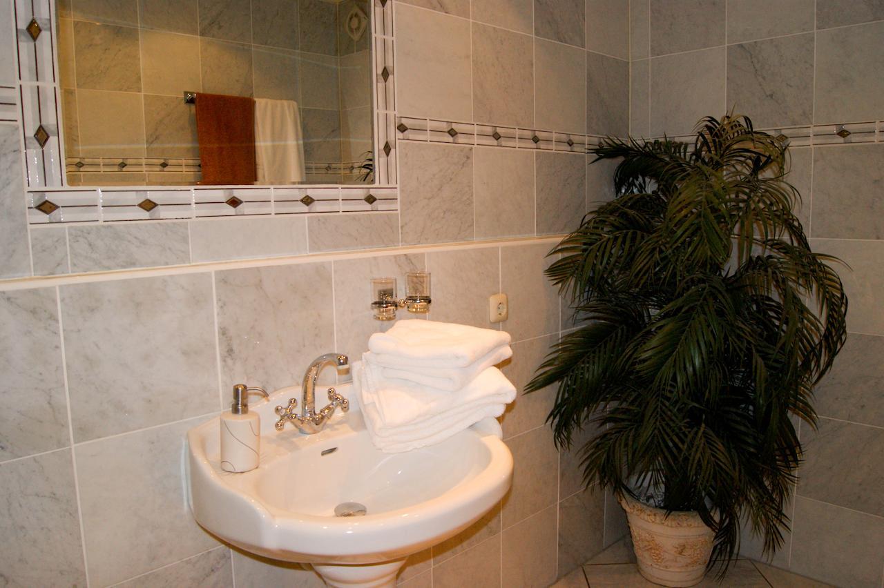 Hotel Schonunger Bucht Waigolshausen Quarto foto